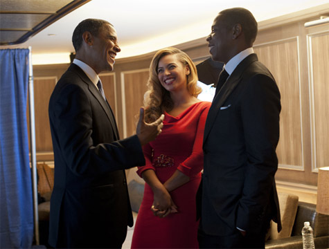 Jay-Z & Beyoncé Host Obama Fundraiser Event at NYC’s 40/40 Club (News)