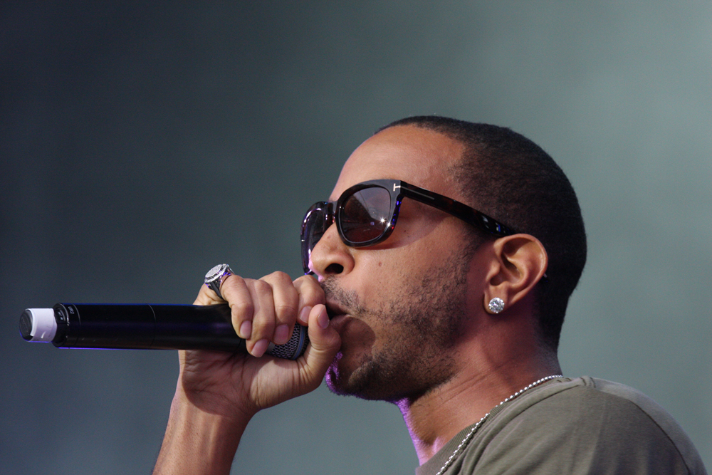 Ludacris ft. R. Kelly & Fabolous – Representin’ (Remix) (Audio)
