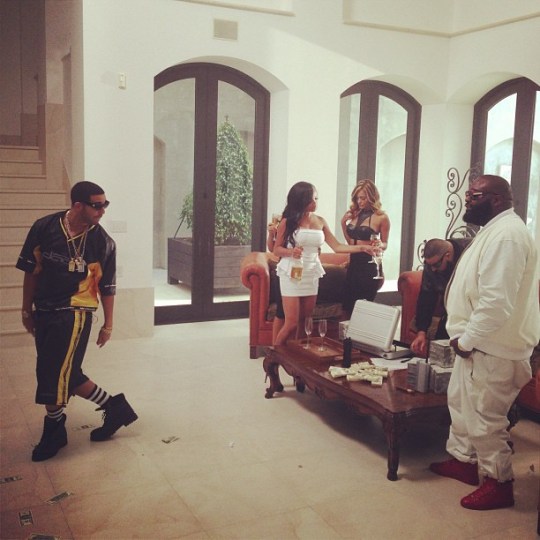 DJ Khaled ft. Drake, Rick Ross & Lil Wayne – No New Friends (On The Set)
