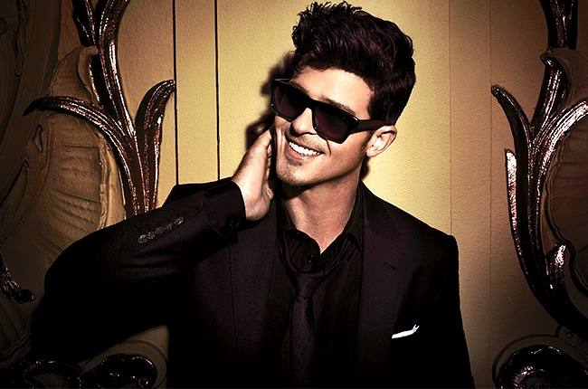 Robin Thicke Earns First No.1 Album (News)