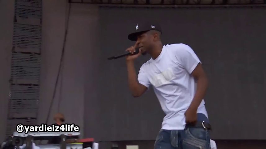 Kendrick Lamar Performs At Made In America Festival (Video)