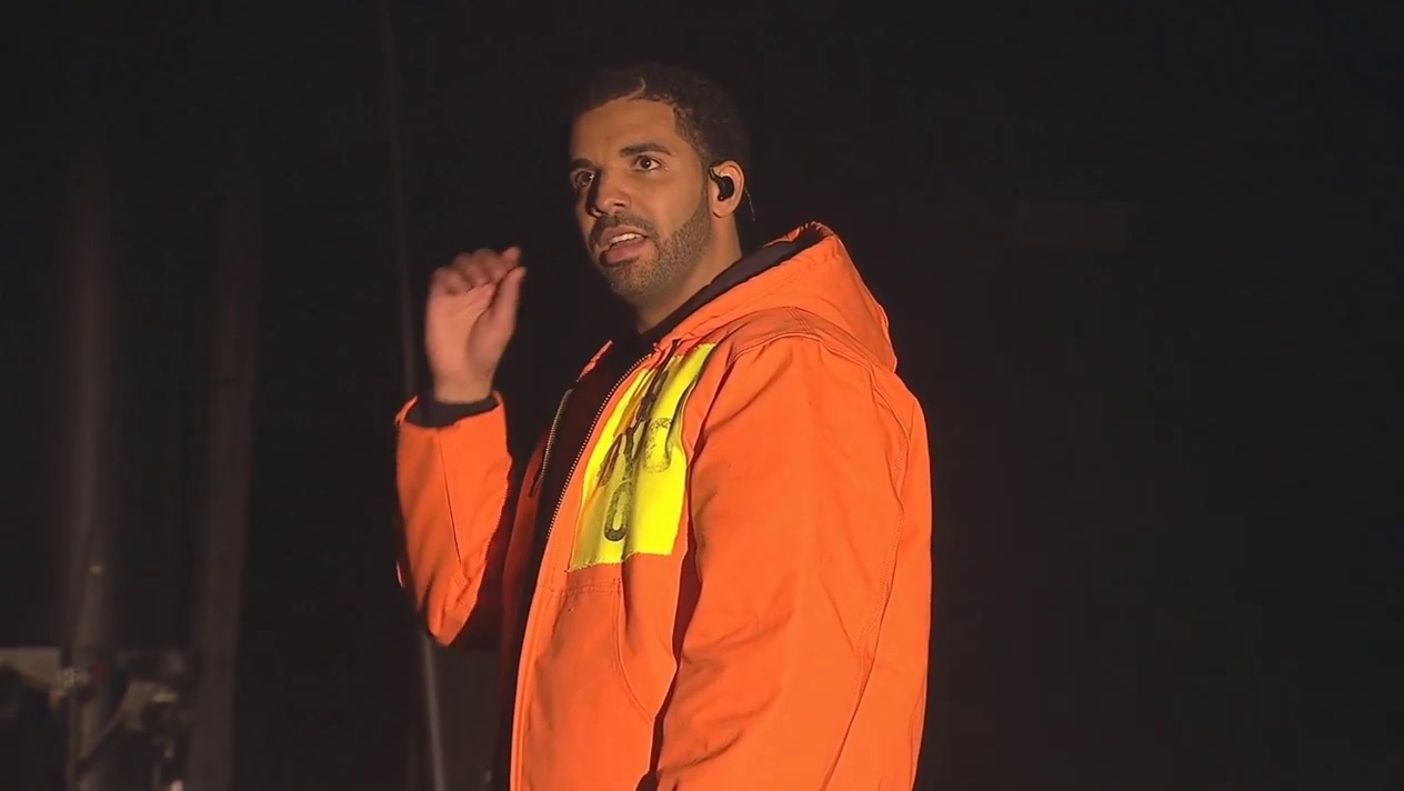 Drake Brings Out Madonna At Coachella (Video)