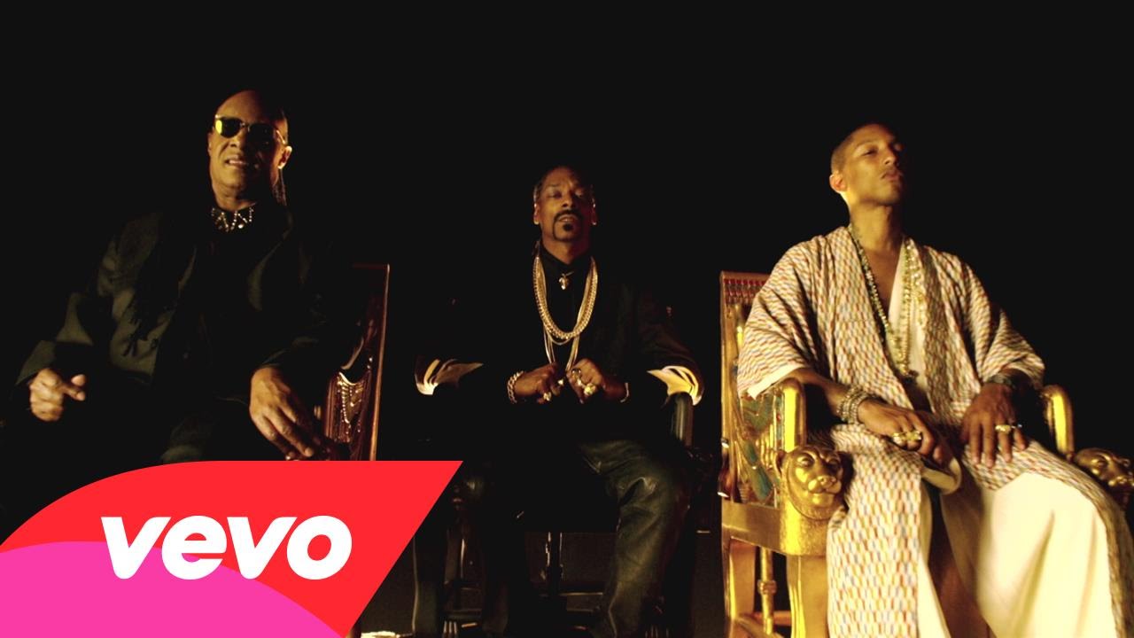 Snoop Dogg ft. Pharrell & Stevie Wonder – “California Roll” (Video)