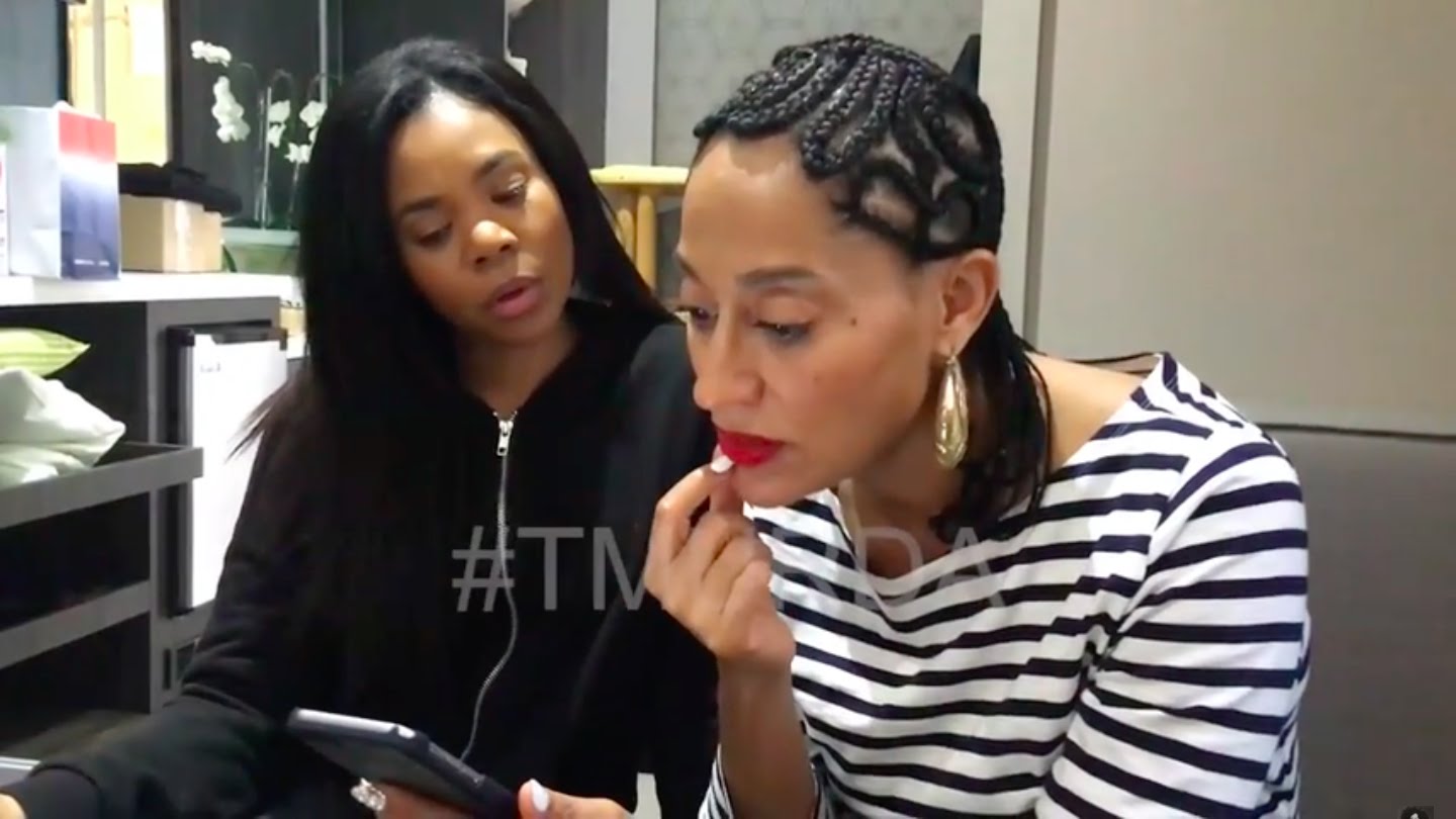 Tracee Ellis-Ross And Regina Hall Hilariously Cover “Jumpman”