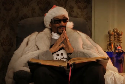 Snoop Dogg Releases Cook Book “From Crook To Cook” [PEEP]