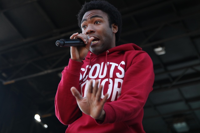 Childish Gambino ft. Heems – Tell Me (Audio)