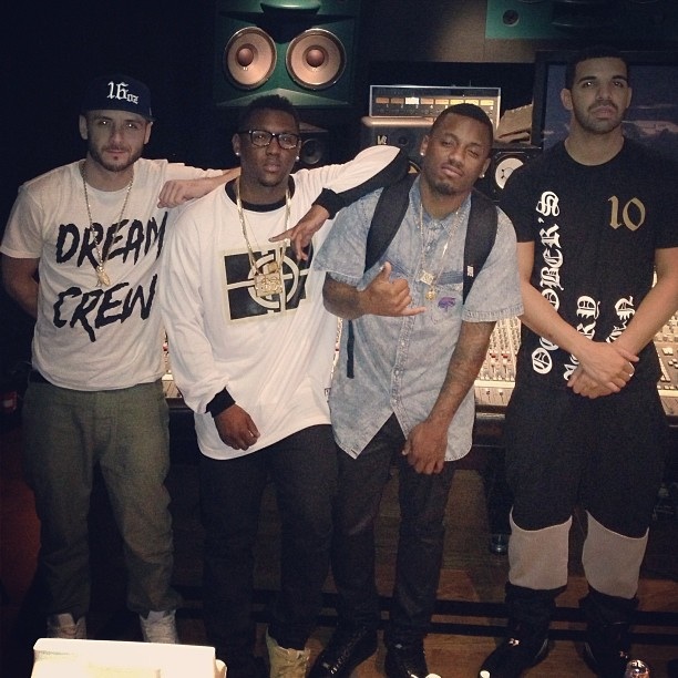 Drake – Trophies (Prod. Hit-Boy, Rey Reel) (Audio)