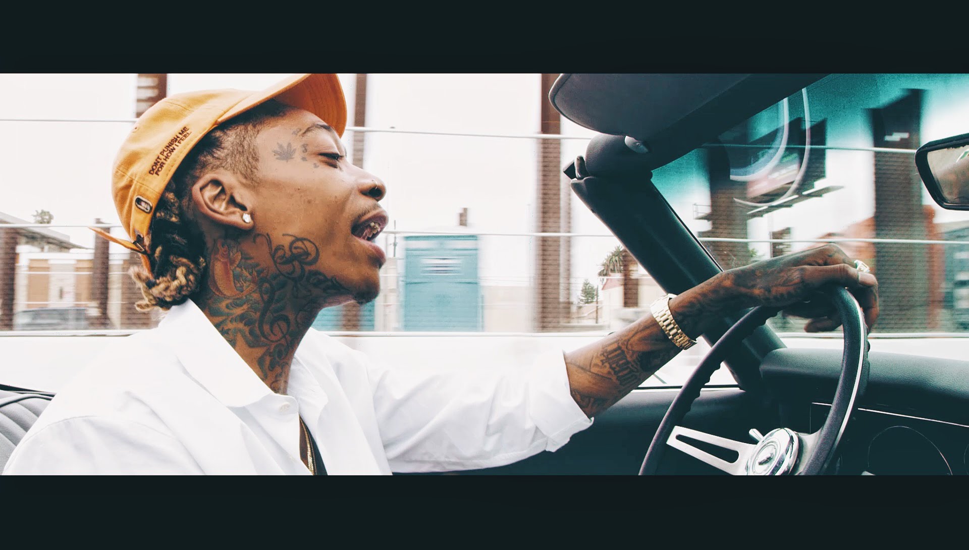 Wiz Khalifa – “Pull Up” feat. Lil’ Uzi [VIDEO]