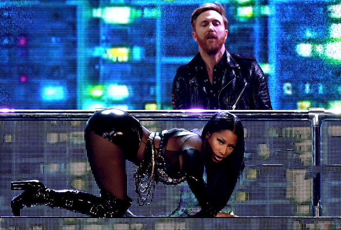 Nicki Minaj Brings Out Lil Wayne & Jason Derulo At The #BBMAs [WATCH]