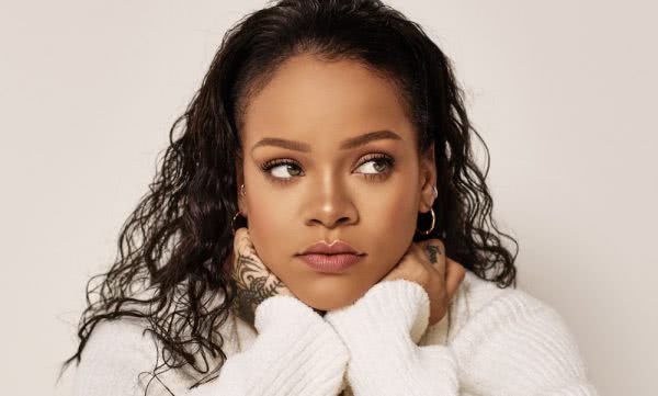 rihanna-2019-600x361